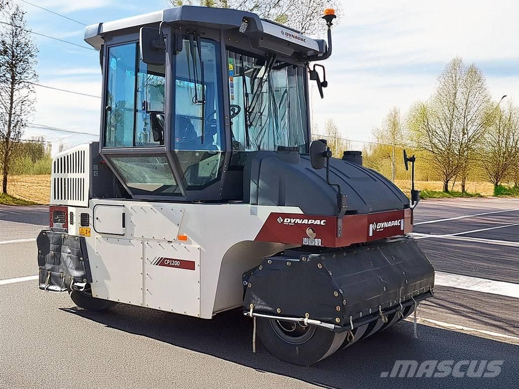 Dynapac CP 1200 W Rouleaux à pneumatiques