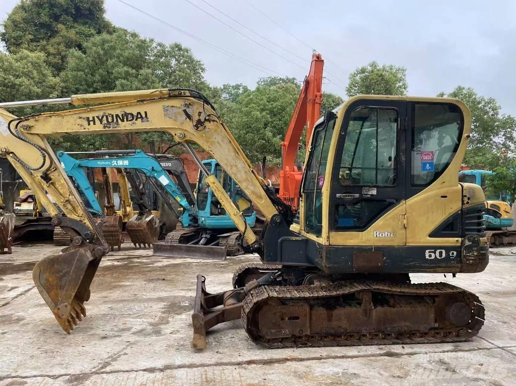 Hyundai R60-9 Pelle sur chenilles