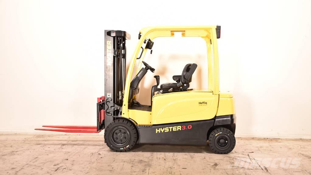 Hyster J3.0XN Chariots élévateurs électriques