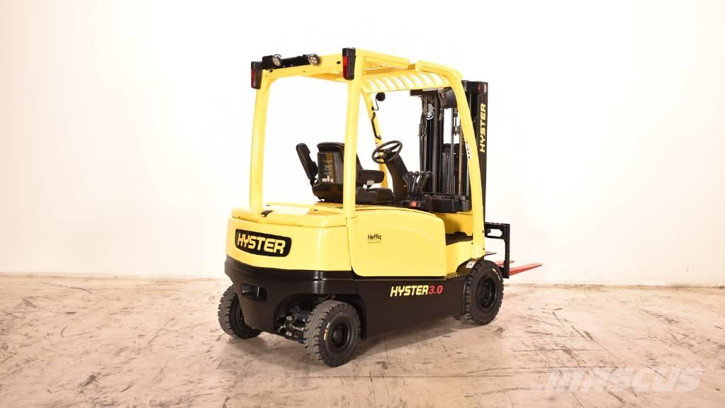 Hyster J3.0XN Chariots élévateurs électriques