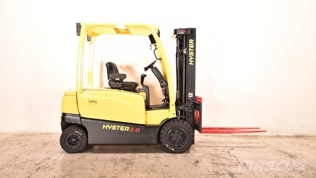 Hyster J3.0XN Chariots élévateurs électriques