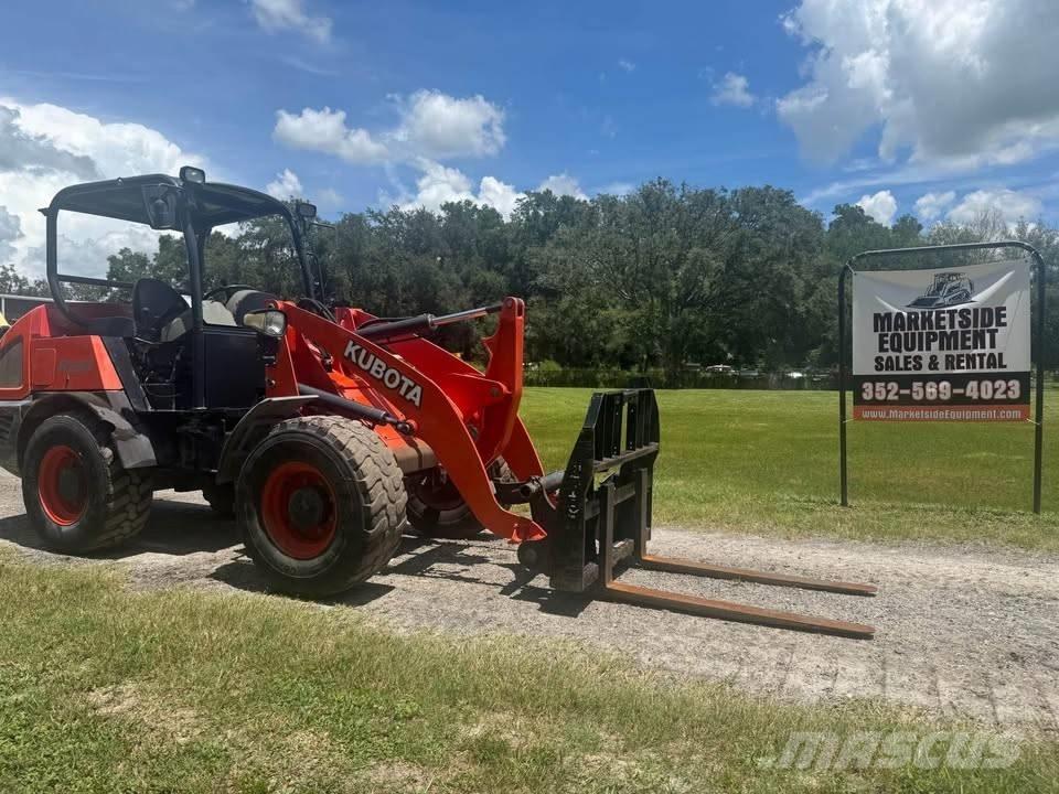 Kubota R 530 Chargeuse sur pneus