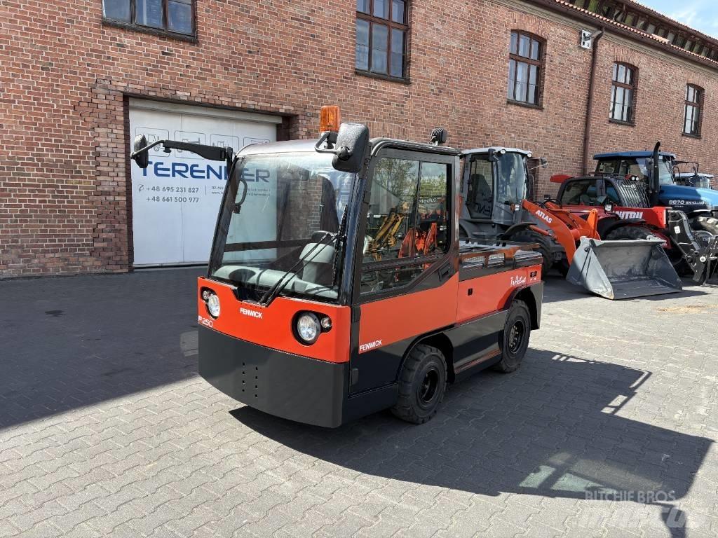 Linde P 250 Chariot remorqueur
