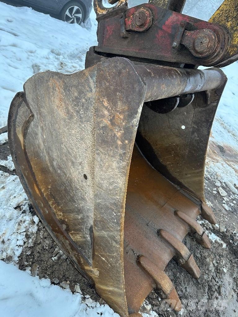 Furukawa 740 Pelle sur chenilles