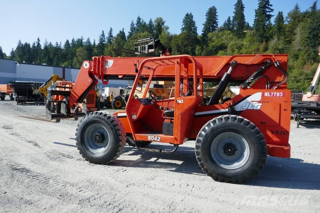 SkyTrak 6042 Chariot télescopique