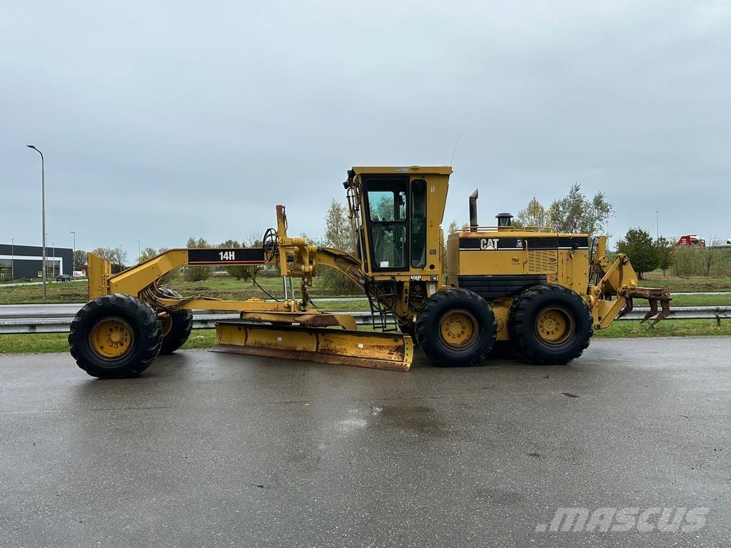 CAT 14H Niveleuse
