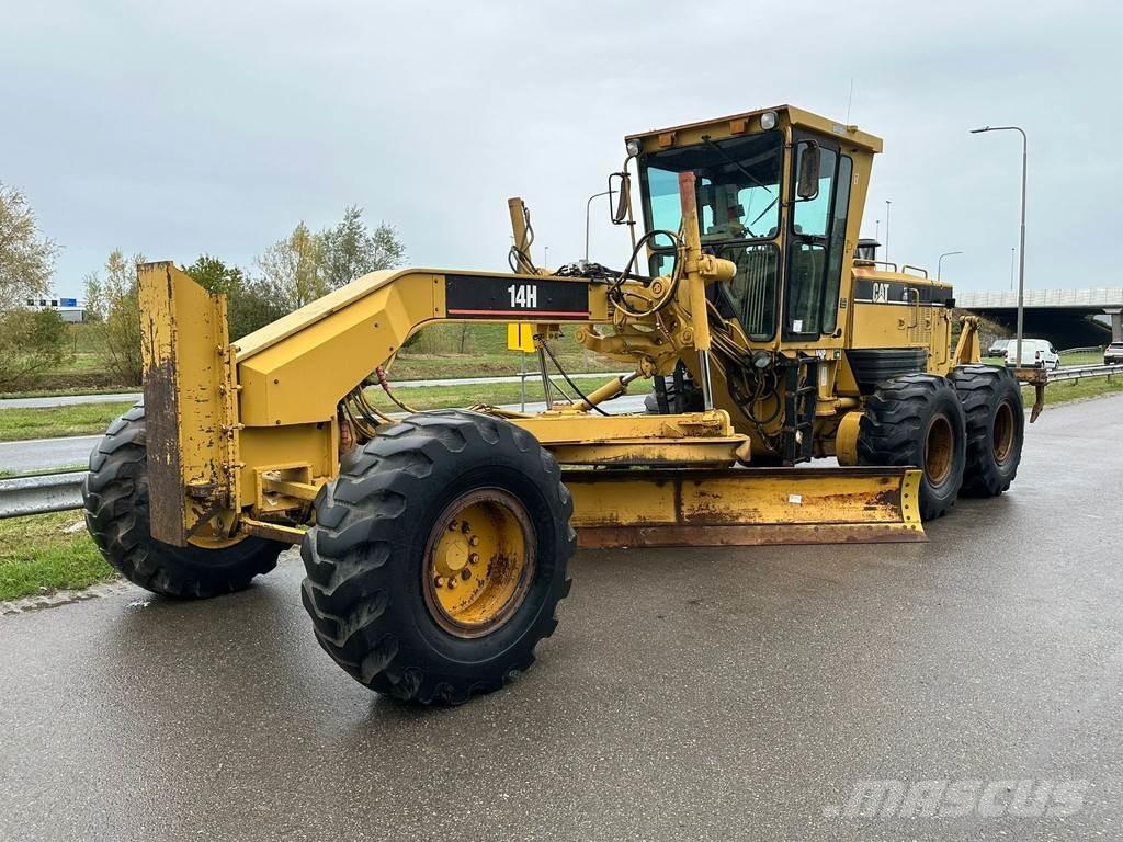 CAT 14H Niveleuse