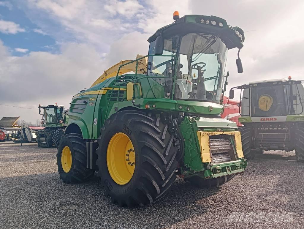 John Deere 8800 Ensileuse automotrice