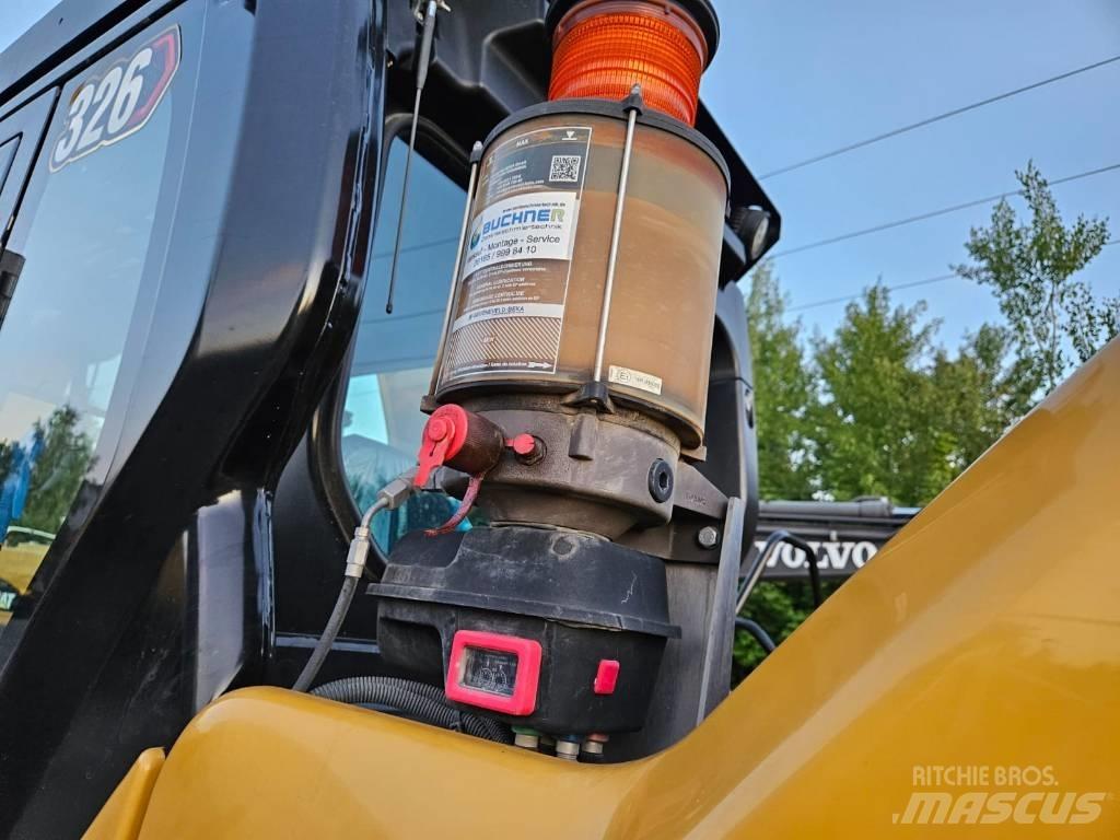 CAT 326-07 Pelle sur chenilles