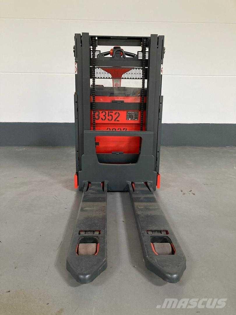 Linde D08 Préparateur de commande haute levée