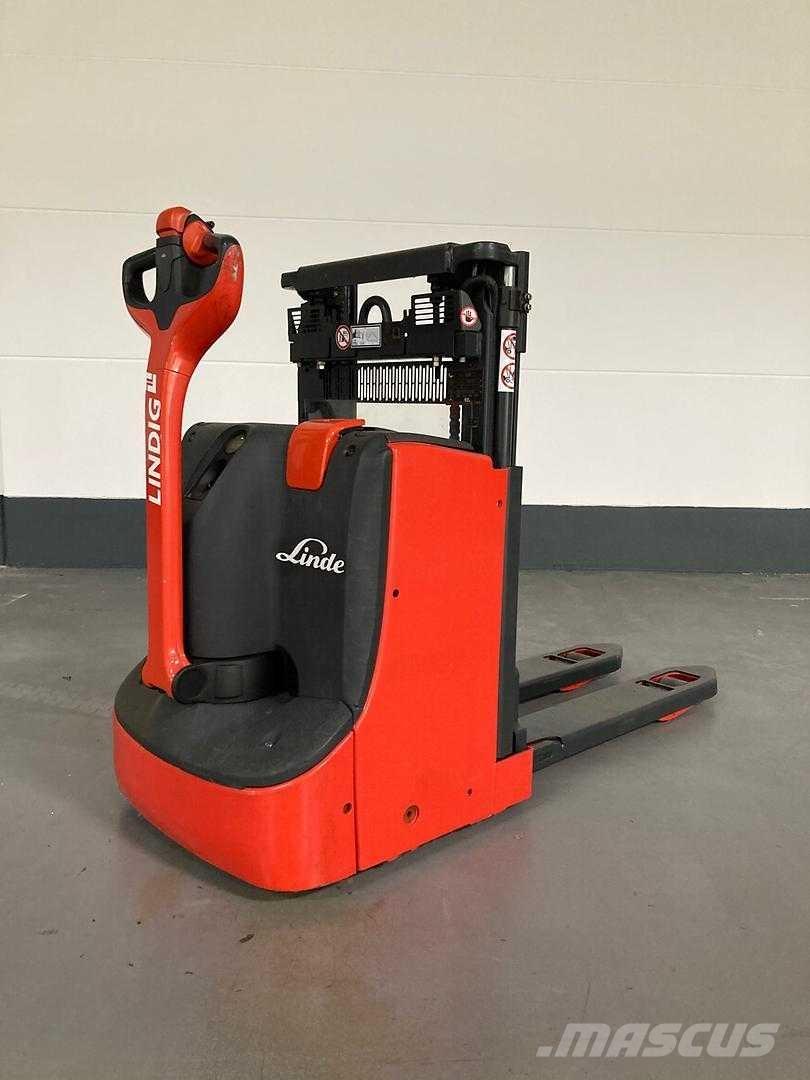 Linde D08 Préparateur de commande haute levée