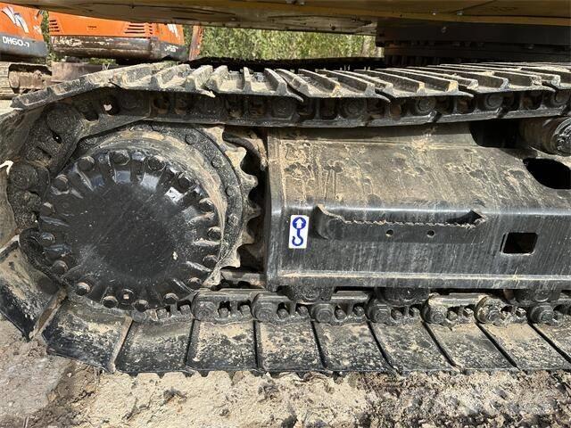 CAT 320D Pelle sur chenilles