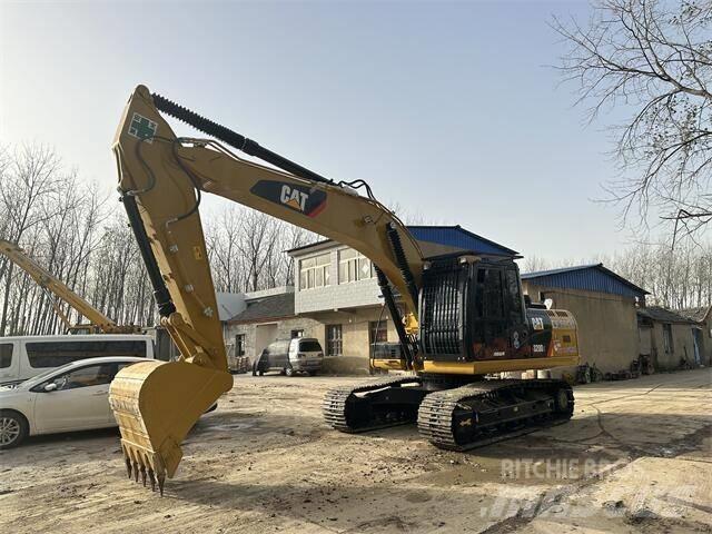 CAT 320D Pelle sur chenilles