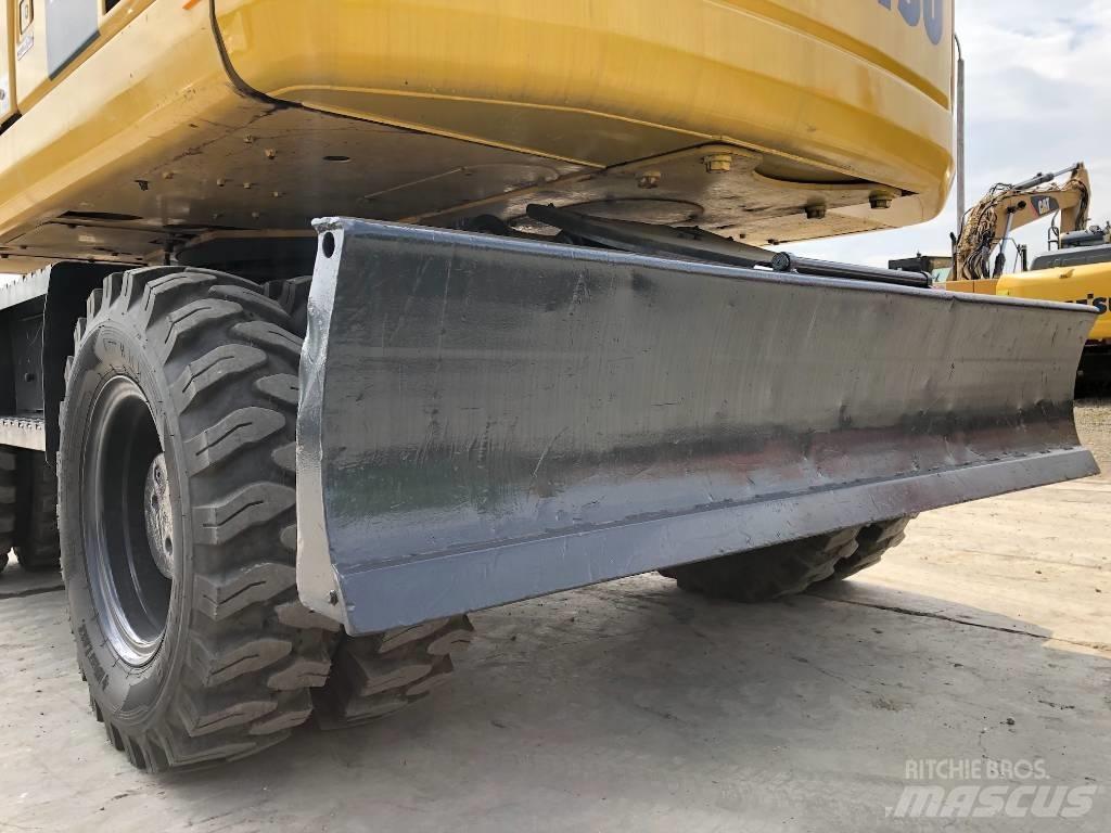 Komatsu PW160-8 Pelle sur pneus