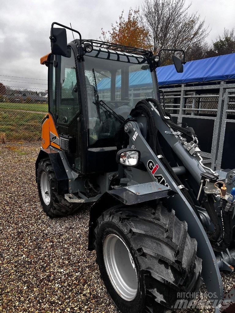 GiANT G3500 Mini chargeuse