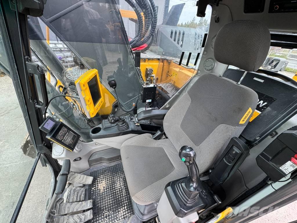 Volvo ECR 235 E Pelle sur chenilles