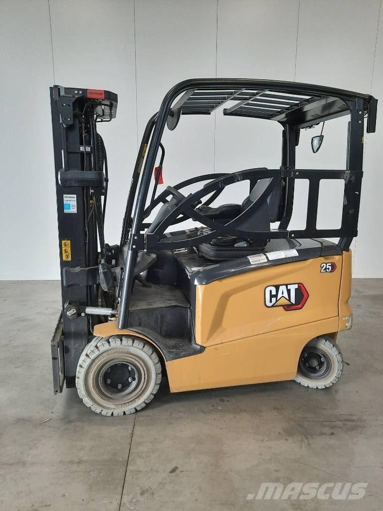 CAT EP25CN Chariots élévateurs électriques
