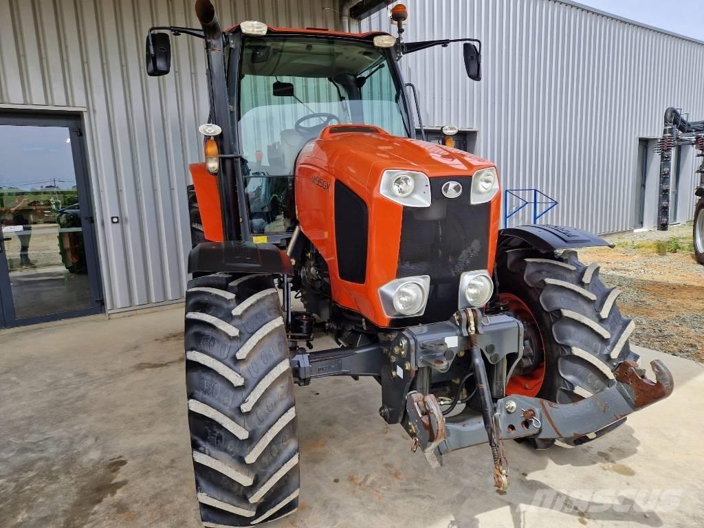 Kubota M 135 GX Tracteur