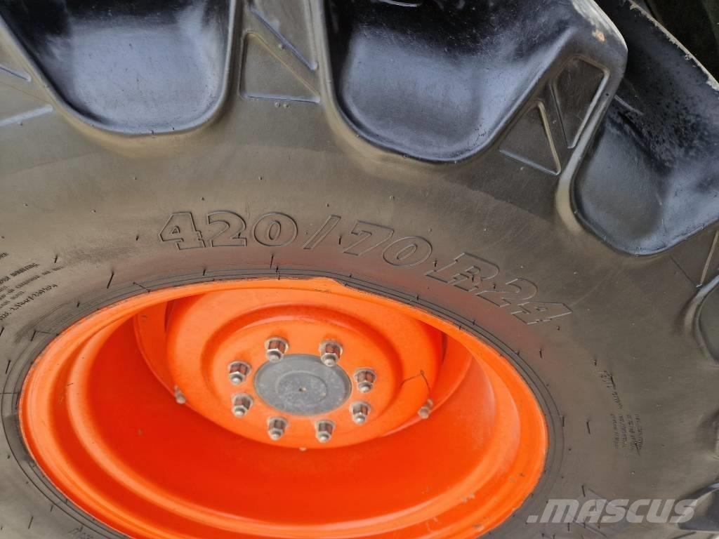 Kubota M 135 GX Tracteur
