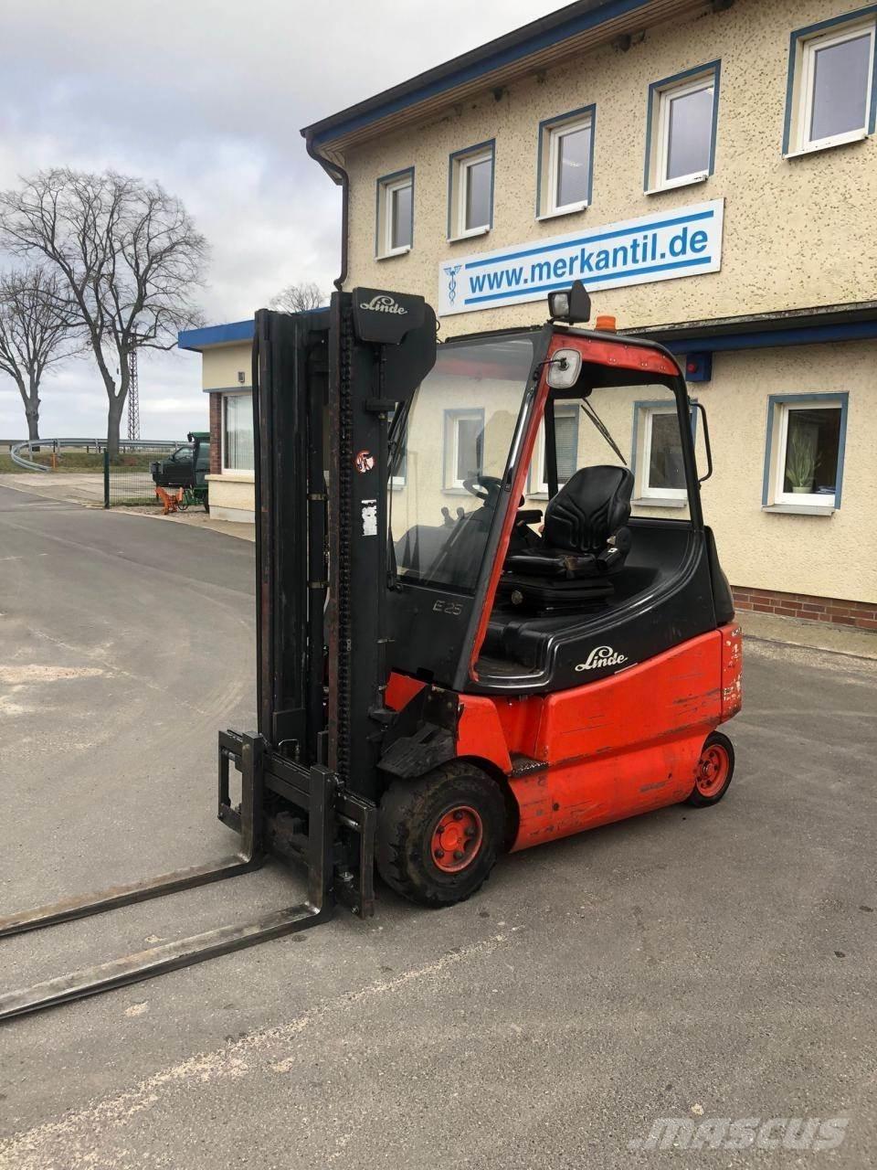 Linde E 25 Chariots élévateurs électriques