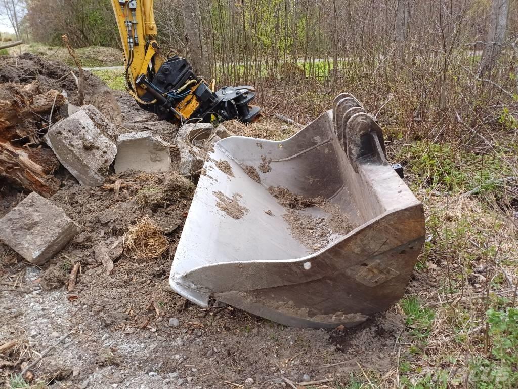 Komatsu PW 160-7E0 Pelle sur pneus