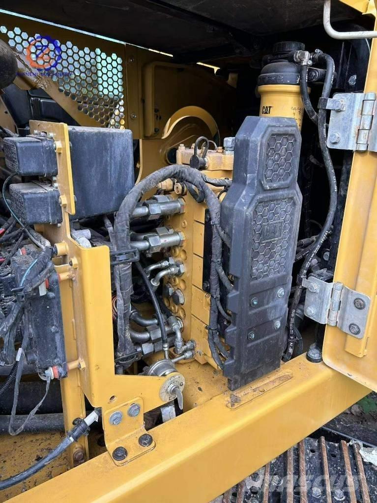 CAT 307.5 Mini pelle < 7t