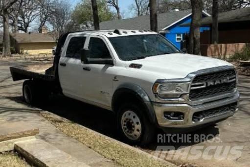RAM 4500 TRADESMAN Camion plateau