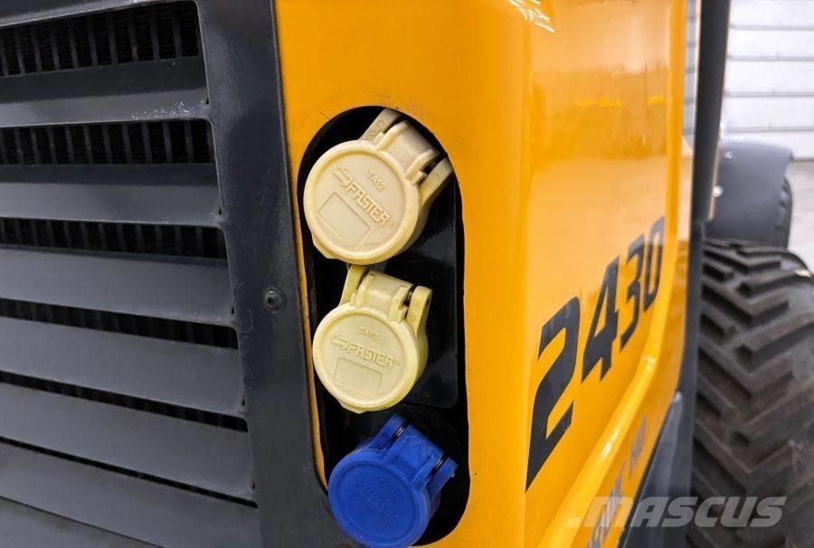 Schäffer 2430 HD Chargeuse compacte