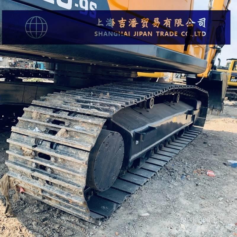 Hyundai R220 Pelle sur chenilles
