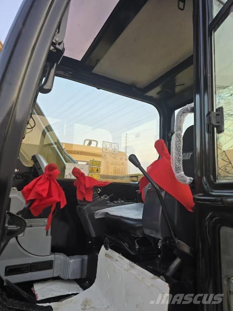 CAT 307 B Mini pelle < 7t