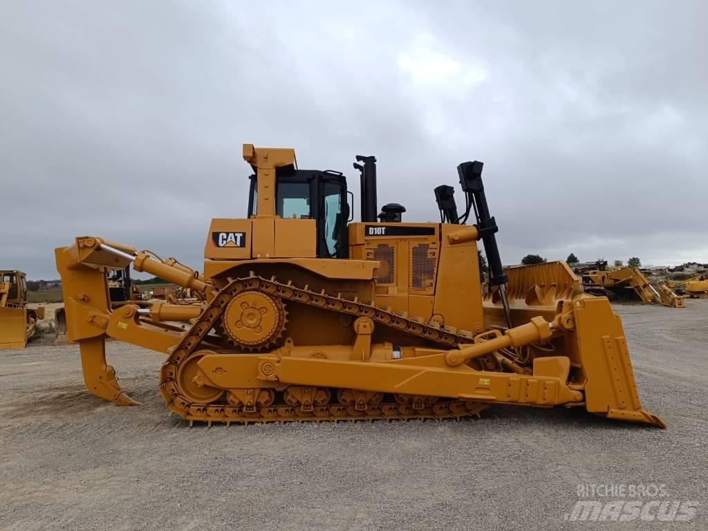 CAT D 10 T Bouteurs sur chenilles