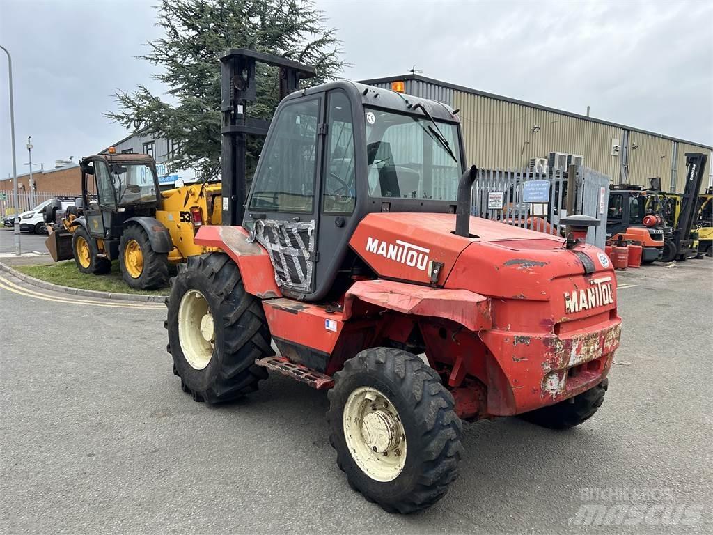 Manitou M26-4 Chariot tout terrain