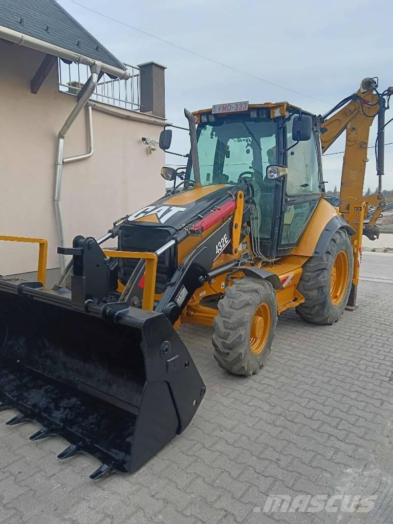 CAT 432 E 4x4 Tractopelle