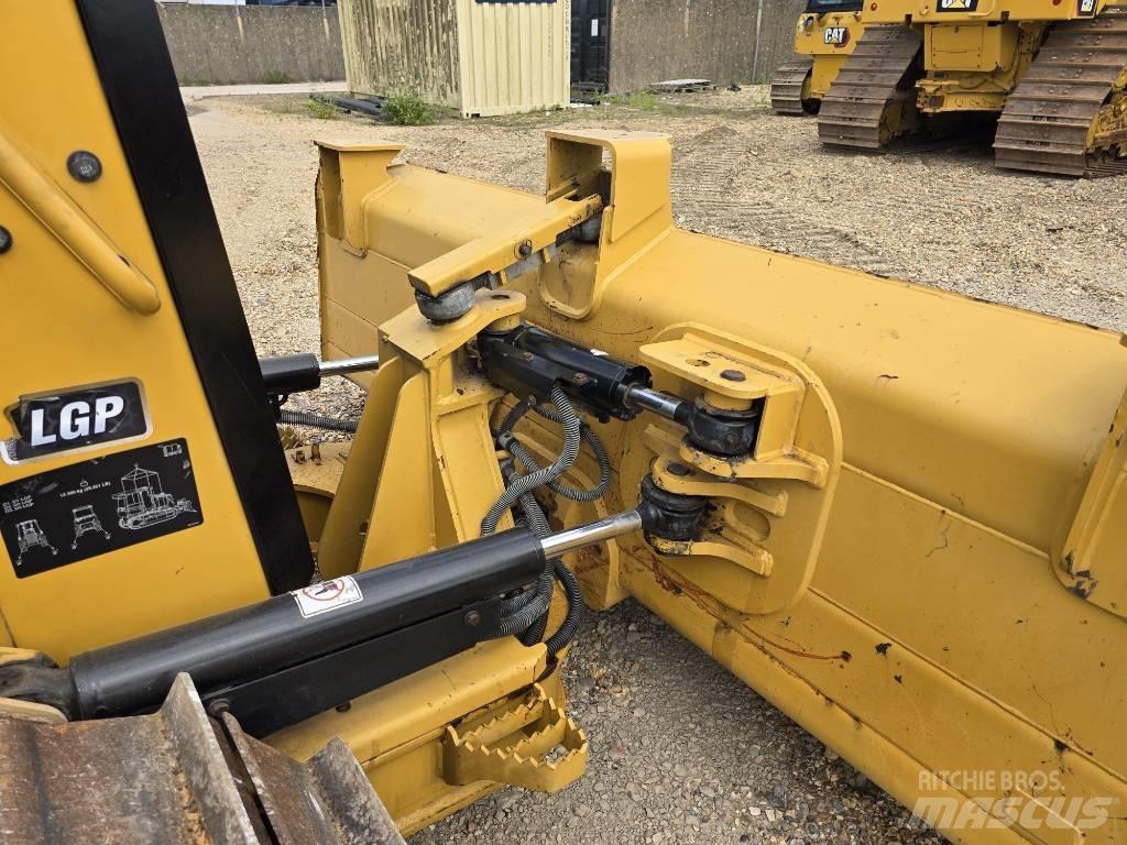 CAT D 3 LGP Bouteurs sur chenilles