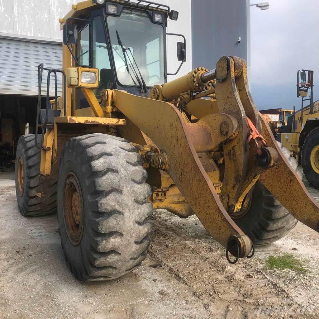 Komatsu WA 420-1H Chargeuse sur pneus