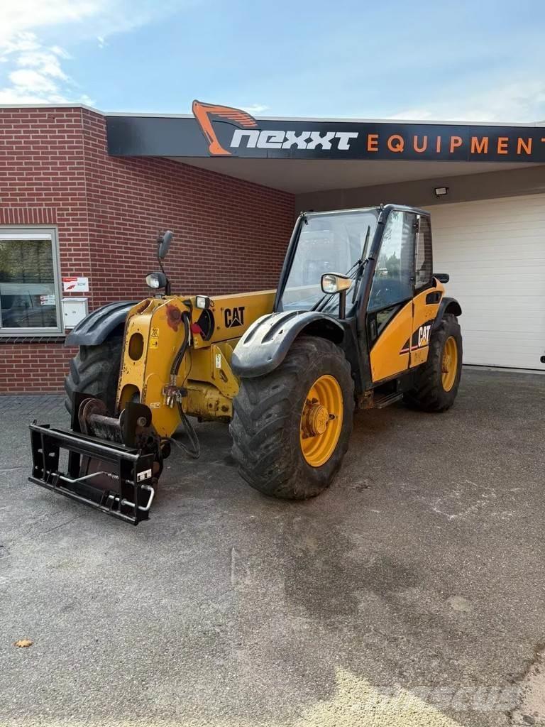 CAT TH 330 B Chariot télescopique