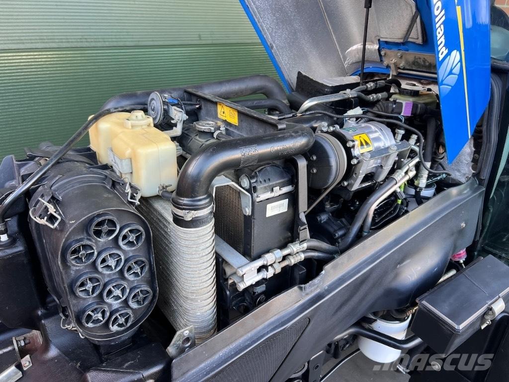 New Holland T4030F Tracteur