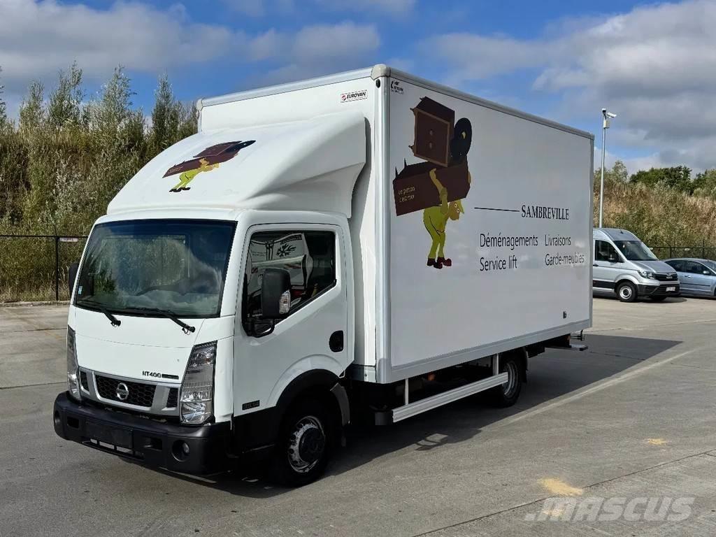 Nissan NT 35.14 Autre fourgon / utilitaire