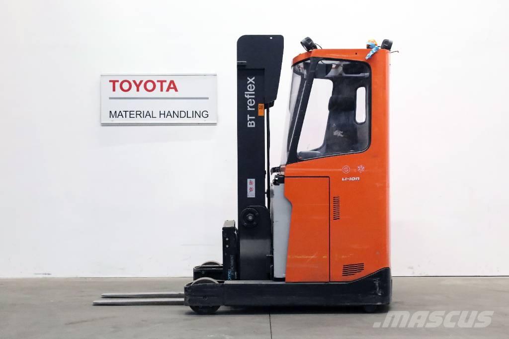 Toyota RRE140HECC Chariot à mât rétractable
