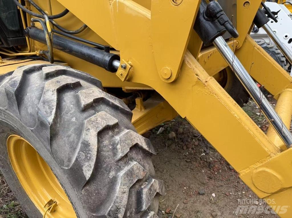 CASE 695 Tractopelle