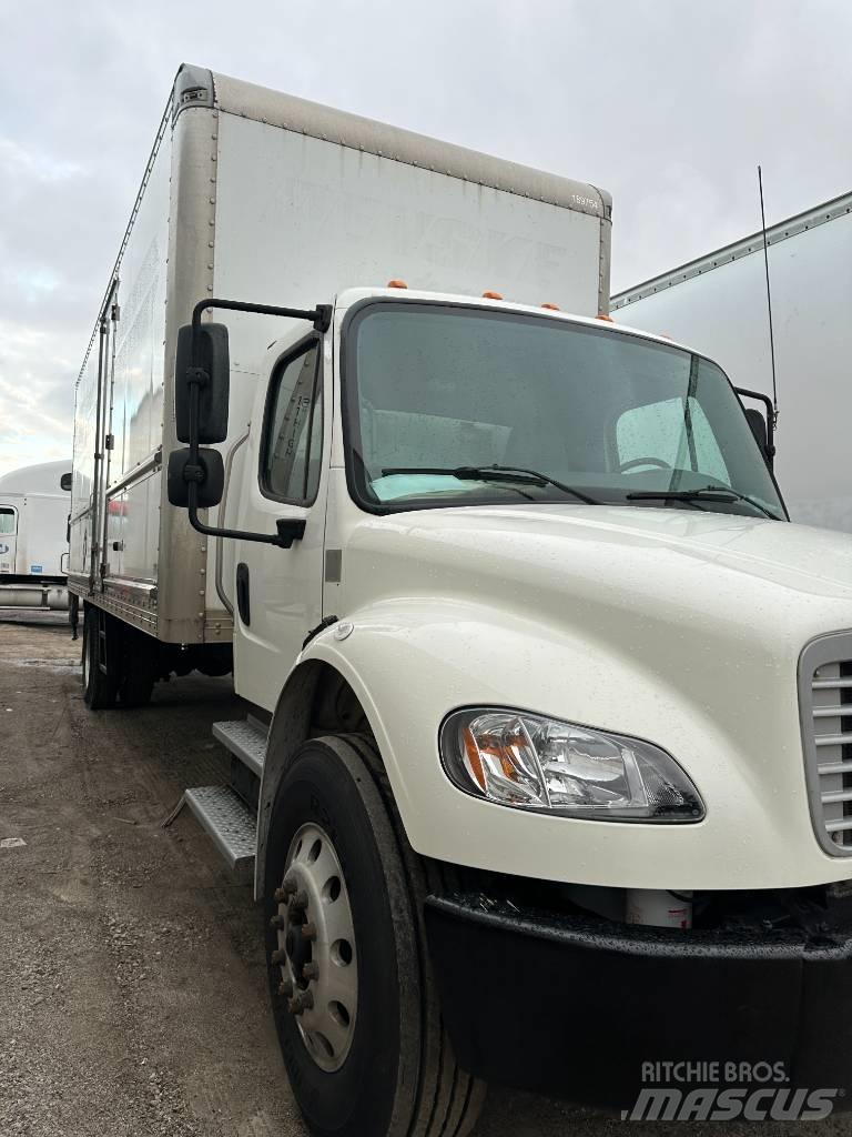 Freightliner M2 106 Camion Fourgon