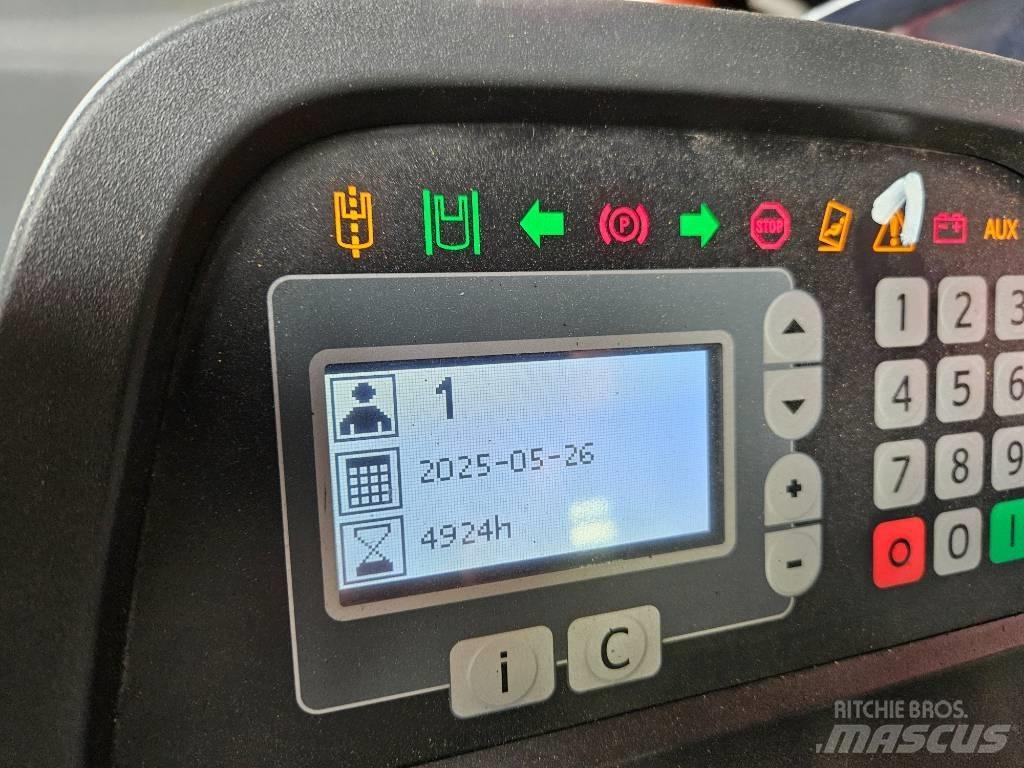 BT RR E 160 Chariot à mât rétractable