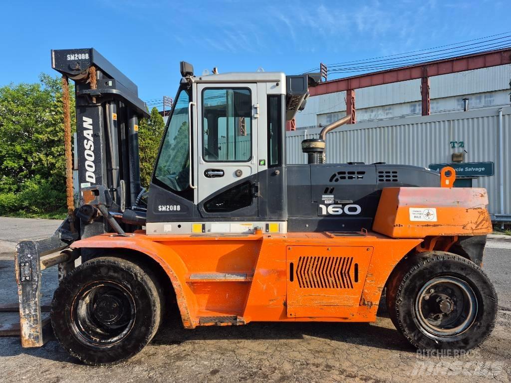 Doosan D 160 Autres Chariots élévateurs