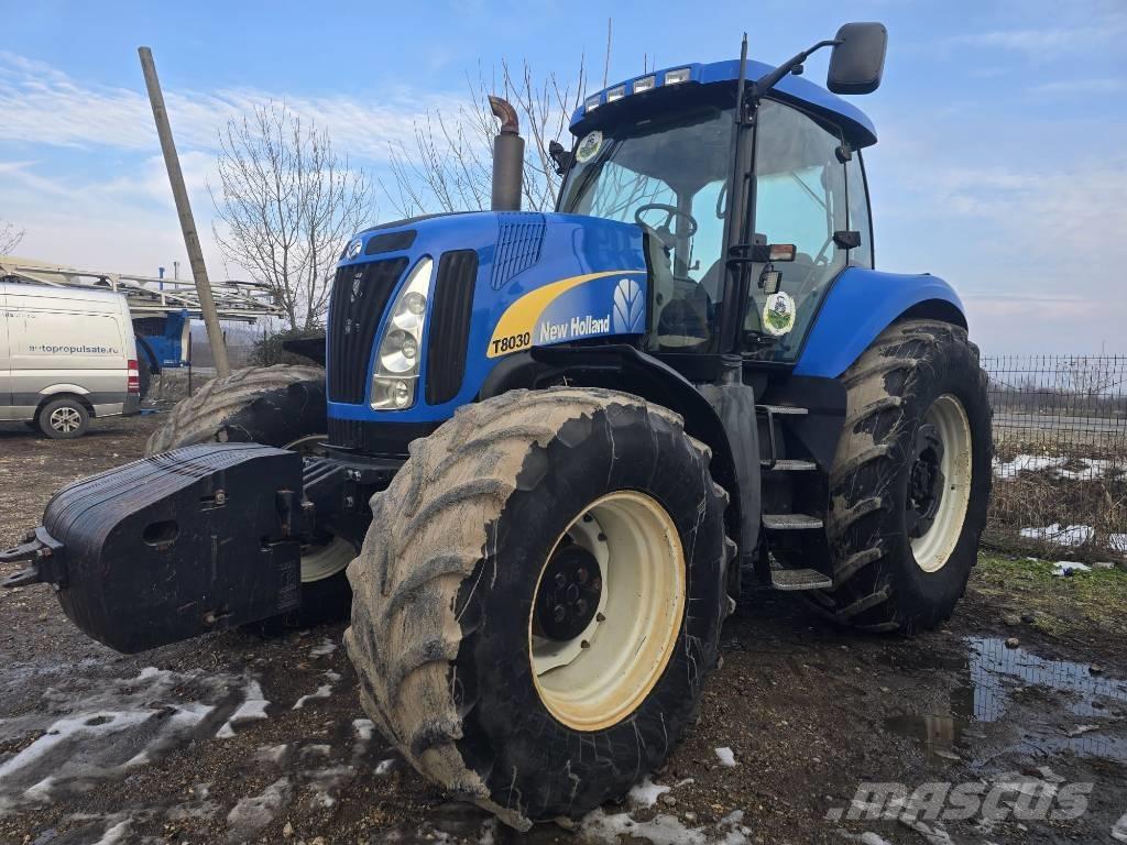 New Holland T 8030 Tracteur
