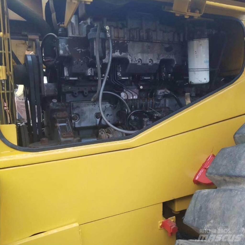 Komatsu wa470-3 Chargeuse sur pneus