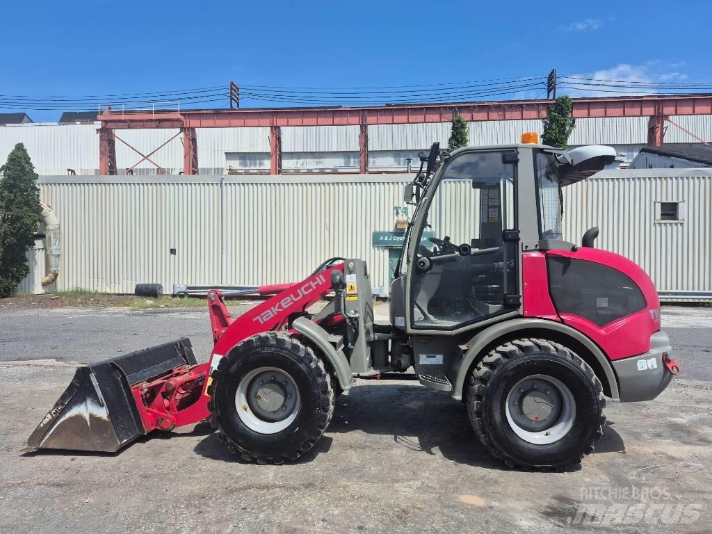 Takeuchi TW 60 Chargeuse sur pneus