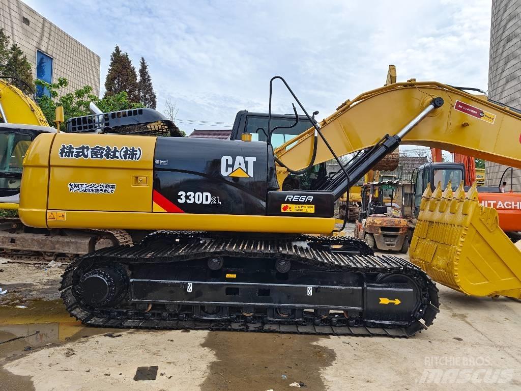 CAT 330 D2L Pelle sur chenilles