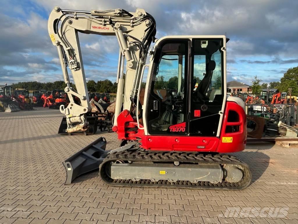 Takeuchi TB 370 V4 Mini pelle 7t-12t
