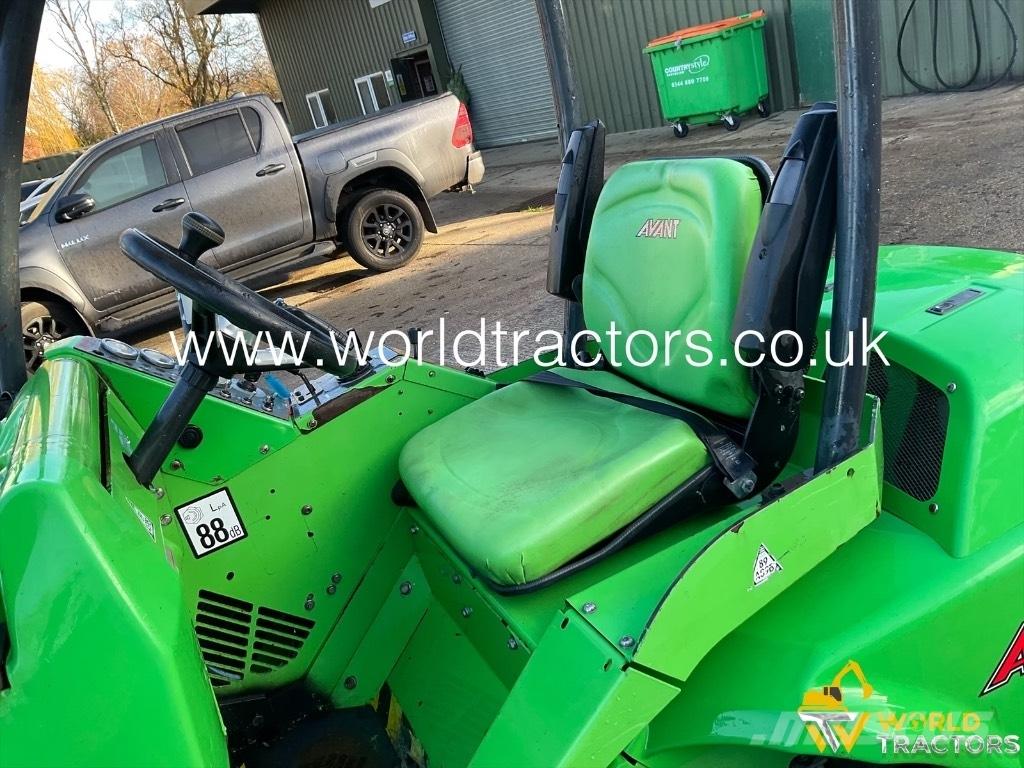 Avant 528 Mini chargeuse