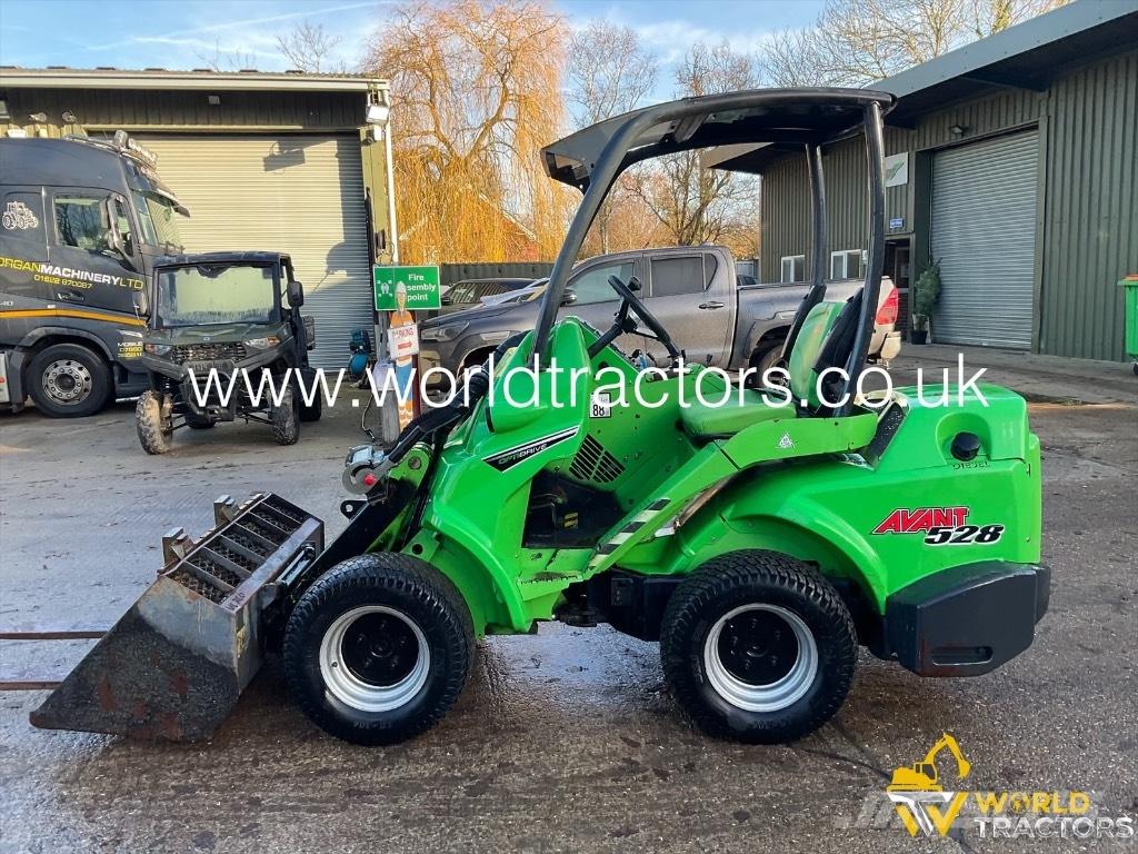 Avant 528 Mini chargeuse